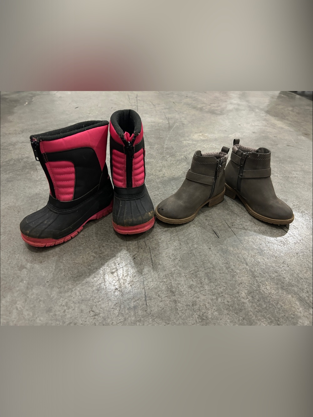 Girls Insulated Winter Boots in Black and Pink and Gray Booties